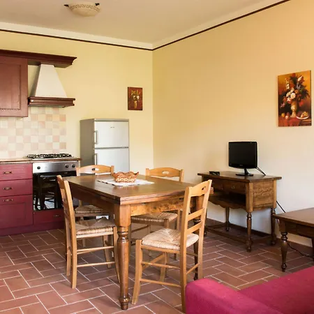 Country house Il Borgo Sul Monte del Lago