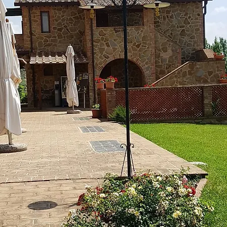 Il Borgo Sul Monte del Lago
