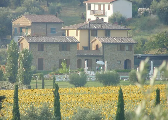 Il Borgo Sul Venkovský dům Monte del Lago