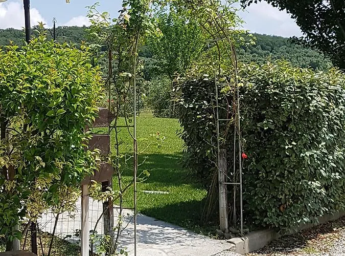 Venkovský dům Il Borgo Sul Monte del Lago