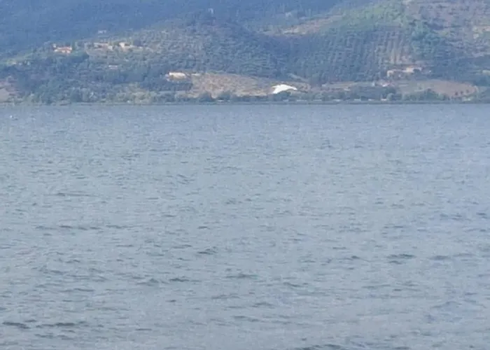 Il Borgo Sul Venkovský dům Monte del Lago